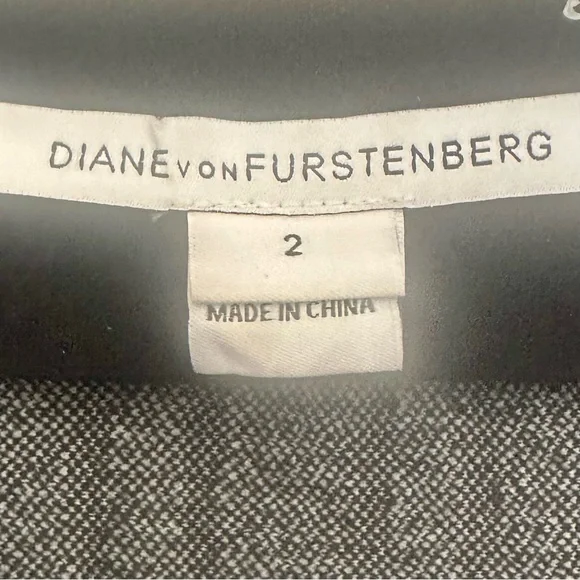 Diane Von Furstenberg Black and White Geometric Pencil Skirt - Picture 7 of 12